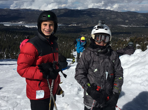 Teen Center teens on the slopes